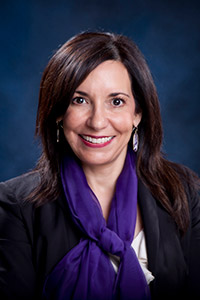 Dr-Canales Dr. Priscilla Canales