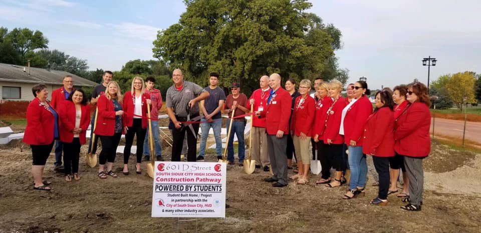 South Sioux City Schools site groundbreaking for students to build a house