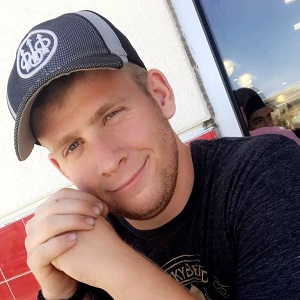 Gavin Holzworth