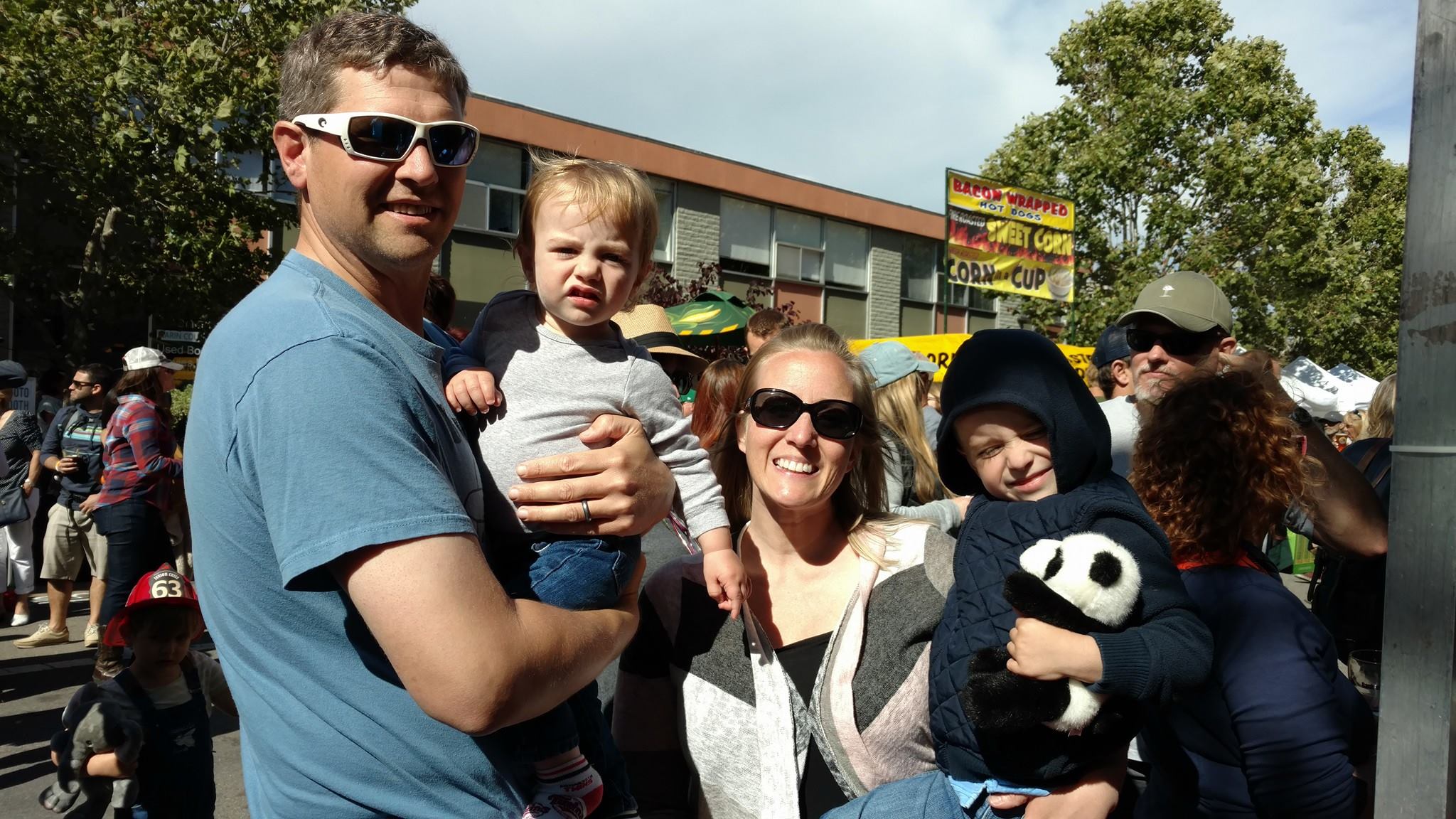 Famillyu Families enjoy the festival because of the Admission Free price tag