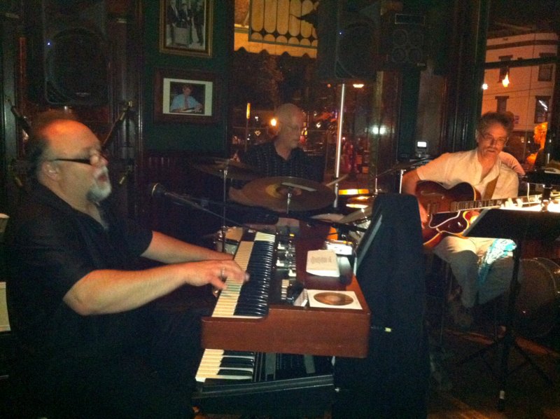 Jon LeRoy Trio Jon LeRoy Trio